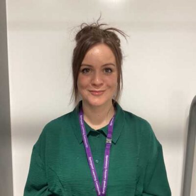 311_Moulding_Rebecca Medium